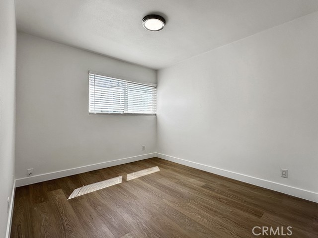 Detail Gallery Image 11 of 16 For 1144 Stanley Ave #D,  Long Beach,  CA 90804 - 3 Beds | 2 Baths
