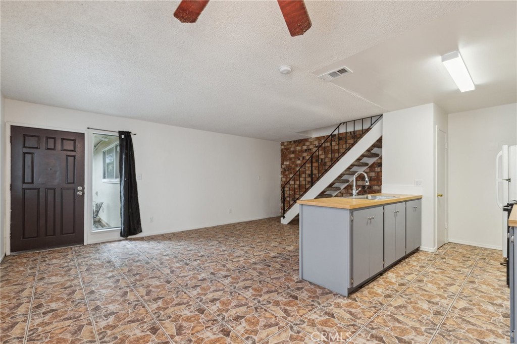 MLS #FR25050594 image #4