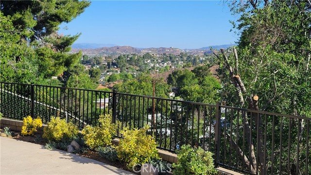 Detail Gallery Image 18 of 19 For 27295 via Marcia, Saugus,  CA 91350 - 4 Beds | 2 Baths