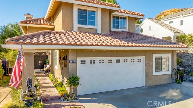 28741 Park Woodland Place, Saugus CA: https://media.crmls.org/medias/679f41c6-7249-4503-9097-83fa6c778659.jpg