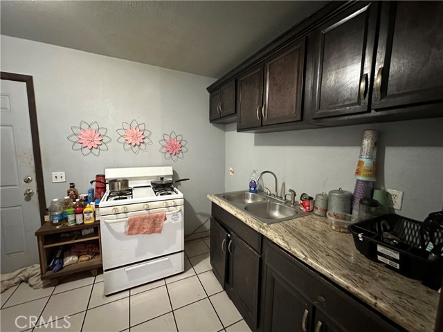 332 S Spring Street, Blythe CA: https://media.crmls.org/medias/679fcd58-4ada-4181-b700-fa8d936f16ce.jpg