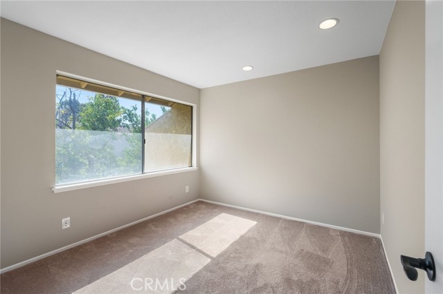 6590 Marquette Street, Moorpark CA: https://media.crmls.org/medias/67a0e308-f3e6-4a15-a1c3-b01c2394bf2c.jpg