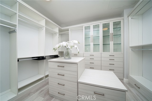 5712 Ocean Vista Drive, Huntington Beach CA: https://media.crmls.org/medias/67a12782-5035-4d5a-a12c-6db18df5cdcd.jpg