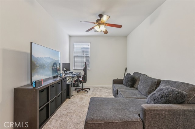 28519 Pietro Drive, Valencia CA: https://media.crmls.org/medias/67a15629-ac02-4715-9965-32cdb26a8990.jpg