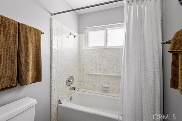 Detail Gallery Image 22 of 32 For 800 Manhattan, Manhattan Beach,  CA 90266 - 2 Beds | 2 Baths