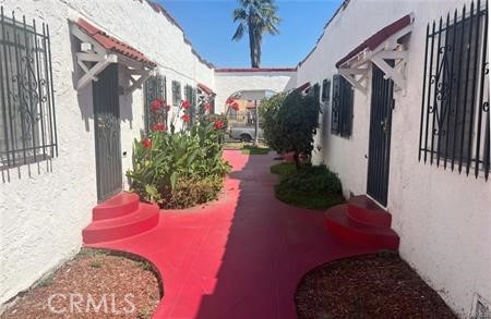 Detail Gallery Image 2 of 11 For 726 W 76th, Los Angeles,  CA 90044 - – Beds | – Baths