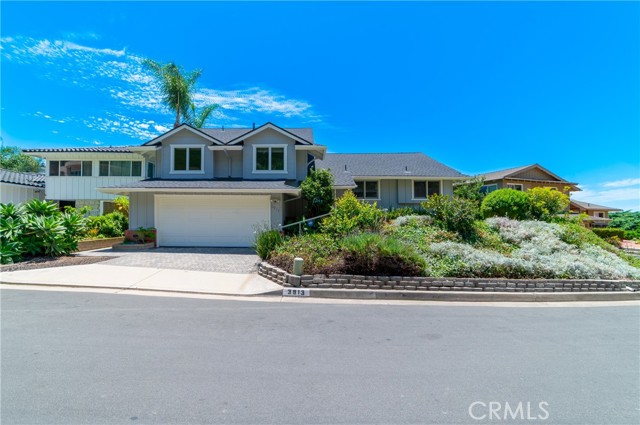 Detail Gallery Image 5 of 12 For 3913 via Del Campo, San Clemente,  CA 92673 - 3 Beds | 3 Baths