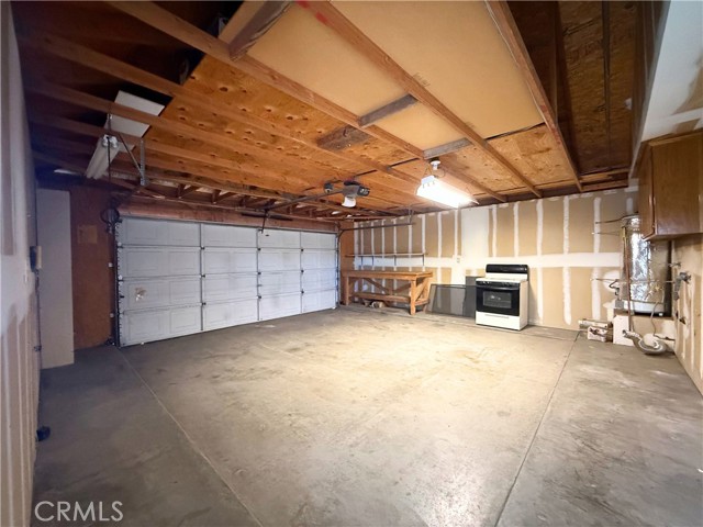 Detail Gallery Image 10 of 10 For 421 Petris Avenue, Ridgecrest,  CA 93555 - 3 Beds | 2 Baths