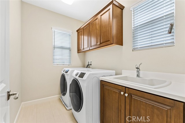 126 Baja, Irvine CA: https://media.crmls.org/medias/67a30750-96fb-43a2-bbb3-15d6b2feaa9b.jpg