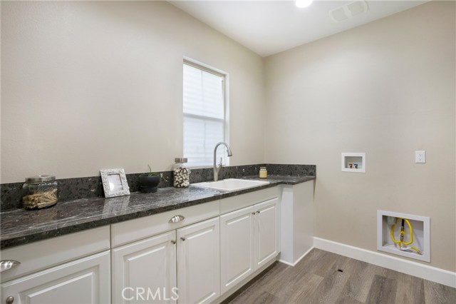 Image 19 of 35 For 5061 Kensington Avenue