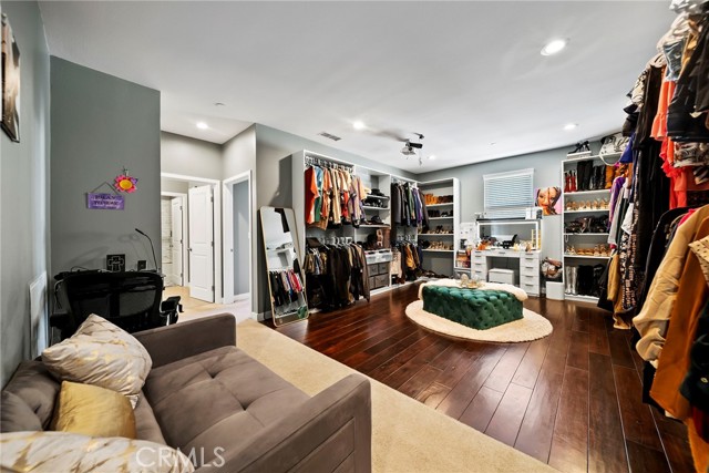 Detail Gallery Image 43 of 61 For 9339 Alondra Bld #2,  Bellflower,  CA 90706 - 3 Beds | 4 Baths