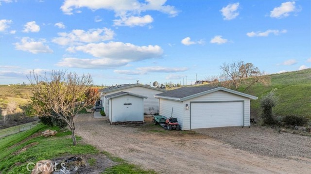 Detail Gallery Image 5 of 35 For 361 Knob Hill, Oroville,  CA 95966 - 3 Beds | 2 Baths