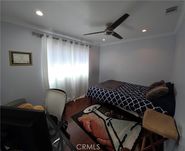 Detail Gallery Image 5 of 26 For 4870 W 130th St, Hawthorne,  CA 90250 - 3 Beds | 2 Baths