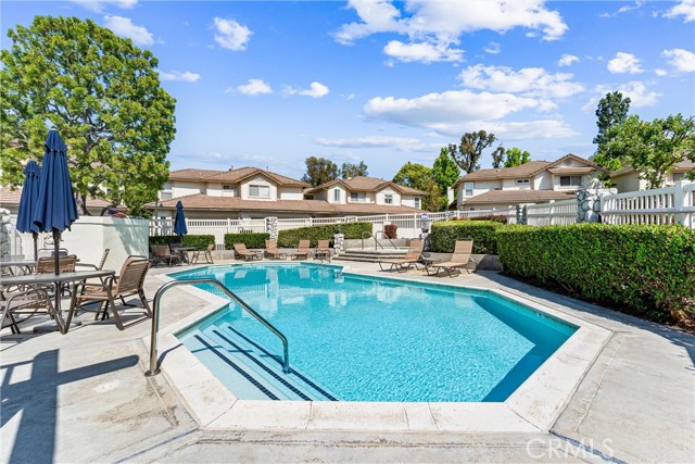 5847 E Rocking Horse Way, Orange CA: https://media.crmls.org/medias/67a7c27d-76ce-4d00-ba7c-0d93032cf0e4.jpg