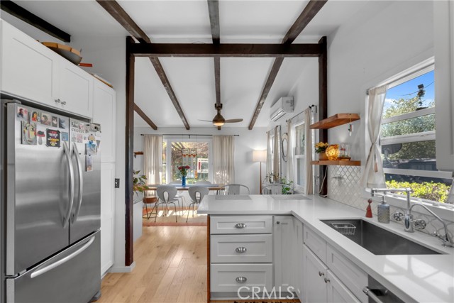 3611 Loosmore Street, Los Angeles CA: https://media.crmls.org/medias/67a7f245-ac84-4370-9d50-9a8aef498334.jpg