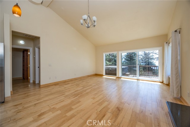 2461 Spring Oak Drive, Running Springs CA: https://media.crmls.org/medias/67a8000c-1f83-4846-b1d2-2bf4eaed0fa2.jpg