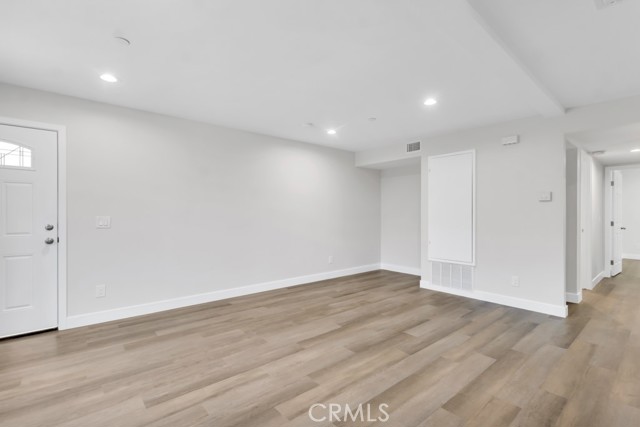 1234 W 89th Street, Los Angeles CA: https://media.crmls.org/medias/67a80afc-b385-45f2-a180-313f571cad7e.jpg