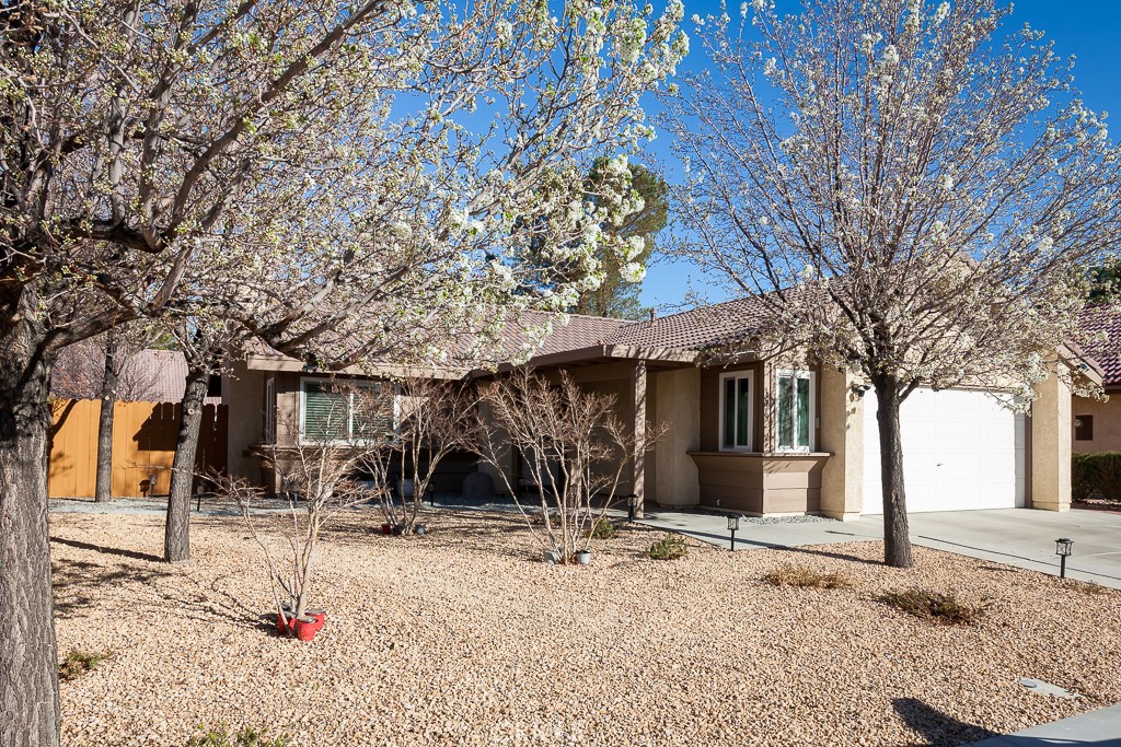 67A80E50 B667 4589 9484 A4D7Fb7Efbc7 1236 Mount Whitney Lane, Ridgecrest, Ca 93555 &Lt;Span Style='BackgroundColor:transparent;Padding:0Px;'&Gt; &Lt;Small&Gt; &Lt;I&Gt; &Lt;/I&Gt; &Lt;/Small&Gt;&Lt;/Span&Gt;