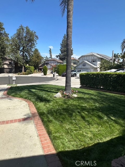 Detail Gallery Image 2 of 29 For 8359 Deering Ave, Canoga Park,  CA 91304 - 4 Beds | 3 Baths