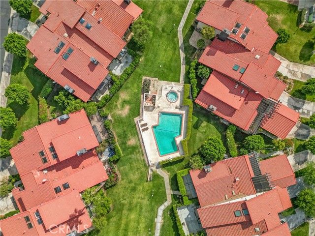 Detail Gallery Image 30 of 33 For 67305 Hacienda Ave, Desert Hot Springs,  CA 92240 - 2 Beds | 2/1 Baths