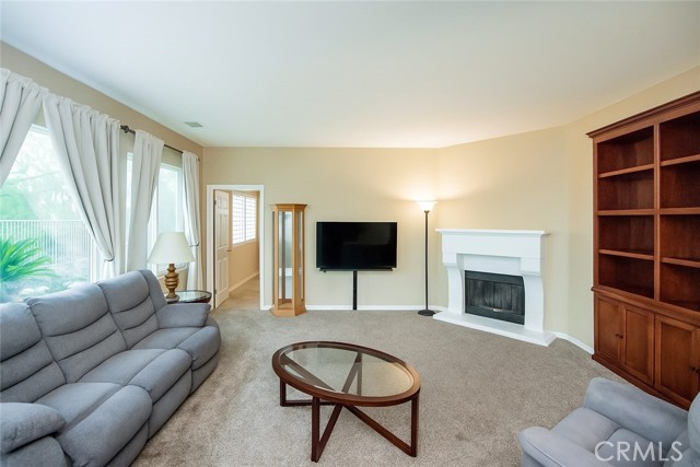 Detail Gallery Image 10 of 29 For 17094 Noble View, Riverside,  CA 92503 - 4 Beds | 2 Baths