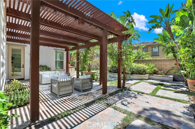2 Grapevine, Irvine CA: https://media.crmls.org/medias/67a960ef-4b54-444b-9c04-3b9dff4bce6f.jpg