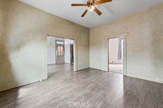 Detail Gallery Image 9 of 38 For 16412 Bixler Ave, Paramount,  CA 90723 - 2 Beds | 1 Baths