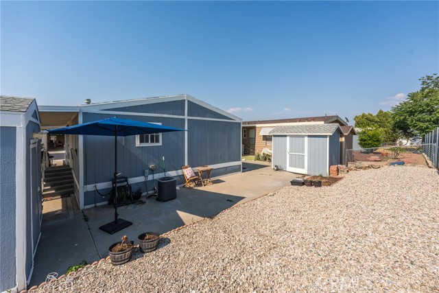 1010 Terrace Road, San Bernardino CA: https://media.crmls.org/medias/67a99c31-9f20-4e62-85f3-c4a36fb5c0d8.jpg