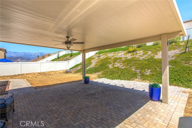 14134 Cerignola Circle, Beaumont CA: https://media.crmls.org/medias/67aa1c23-9dde-444e-b18d-e343344fb04d.jpg