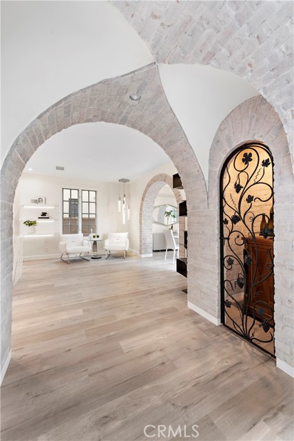 67ab0ced E9f9 4369 874c 66329c624473