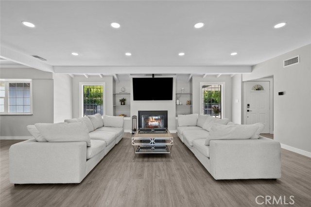 17441 Rayen Street, Sherwood Forest CA: https://media.crmls.org/medias/67ab1109-325b-4516-b704-d6341ea20bbe.jpg