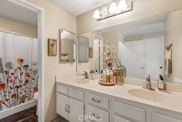 930 Countryside Street, Hemet CA: https://media.crmls.org/medias/67ab8aaf-1d15-49b7-9b38-7ae5be493673.jpg