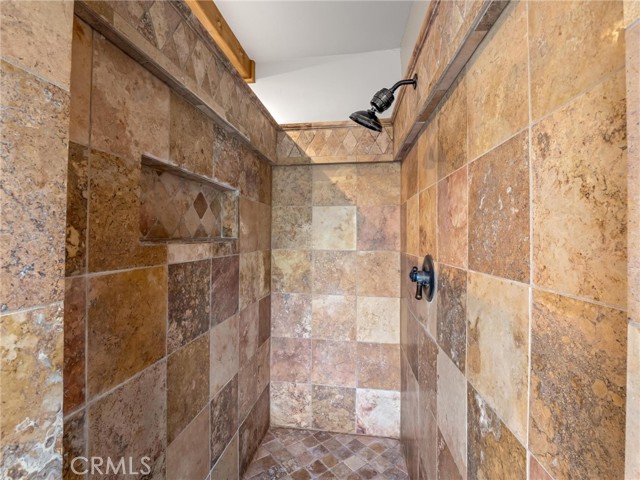 Detail Gallery Image 44 of 75 For 27459 Sky Harbour, Friant,  CA 93626 - 5 Beds | 2/1 Baths