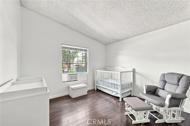 2 Bed Home for Sale in Castaic, California
