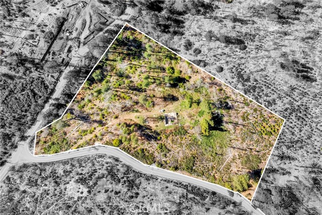 Detail Gallery Image 2 of 16 For 12061 Gifford Springs Rd, Cobb,  CA 95426 - – Beds | – Baths