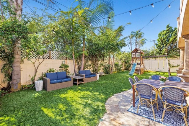 2807 Elm Avenue, Manhattan Beach, California 90266, 5 Bedrooms Bedrooms, ,4 BathroomsBathrooms,Residential,Sold,Elm,SB22102726