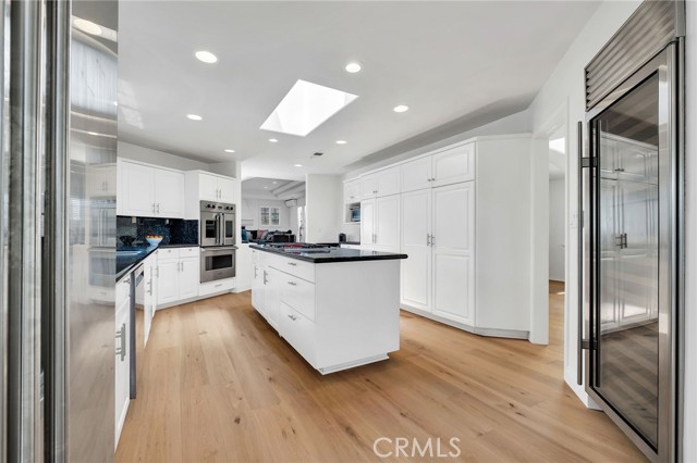 1021 Avenue D, Redondo Beach, California 90277, 4 Bedrooms Bedrooms, 0 ,2 BathroomsBathrooms,Residential,For Sale,Avenue D,0,SB26127548