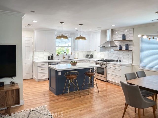 Detail Gallery Image 4 of 8 For 5253 Deeboyar, Lakewood,  CA 90712 - 2 Beds | 1 Baths