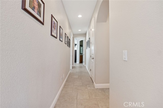 Detail Gallery Image 30 of 73 For 14260 Chinook Rd, Apple Valley,  CA 92307 - 5 Beds | 5/3 Baths