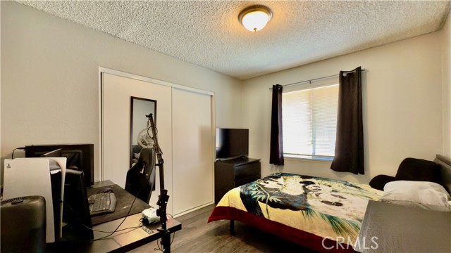 Image 21 of 29 For 39313 168th Street