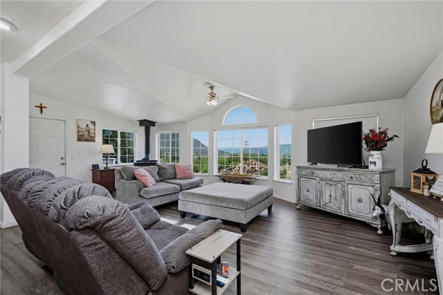 Detail Gallery Image 3 of 36 For 10052 Monte Cristo, Kelseyville,  CA 95451 - 4 Beds | 2 Baths