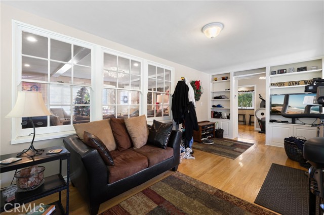 Detail Gallery Image 31 of 69 For 2964 Lombardy Rd, Pasadena,  CA 91107 - 4 Beds | 3 Baths