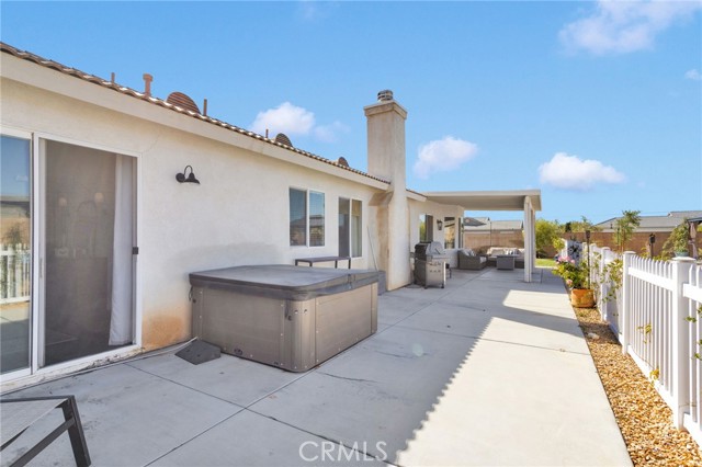 21152 Reliance, Apple Valley CA: https://media.crmls.org/medias/67afc5fc-4dc8-4d9c-86ec-5522d62c31d0.jpg