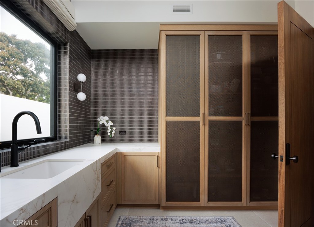 MLS #OC26133766 image #33