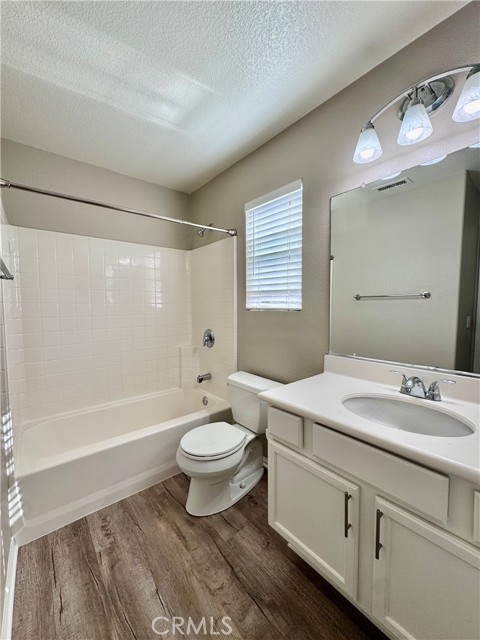 Detail Gallery Image 19 of 26 For 29 Quartz Ln, Ladera Ranch,  CA 92694 - 3 Beds | 2/1 Baths