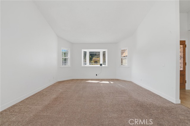 Detail Gallery Image 9 of 67 For 658 Glenmore, Glendale,  CA 91206 - 4 Beds | 3 Baths