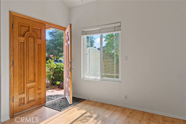 Detail Gallery Image 6 of 47 For 2845 Queens Way, Thousand Oaks,  CA 91362 - 4 Beds | 3 Baths