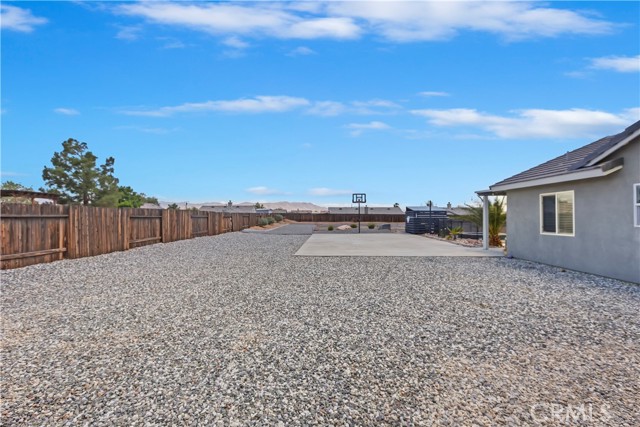 21269 Chardonnay Drive, Apple Valley CA: https://media.crmls.org/medias/67b0a1c1-28e7-4038-b865-0df3b20ff646.jpg
