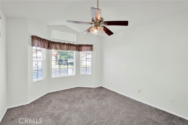 11246 Pleasant Hills Drive, Apple Valley CA: https://media.crmls.org/medias/67b0f66f-5e27-43cc-9756-4eaa5dd1a761.jpg