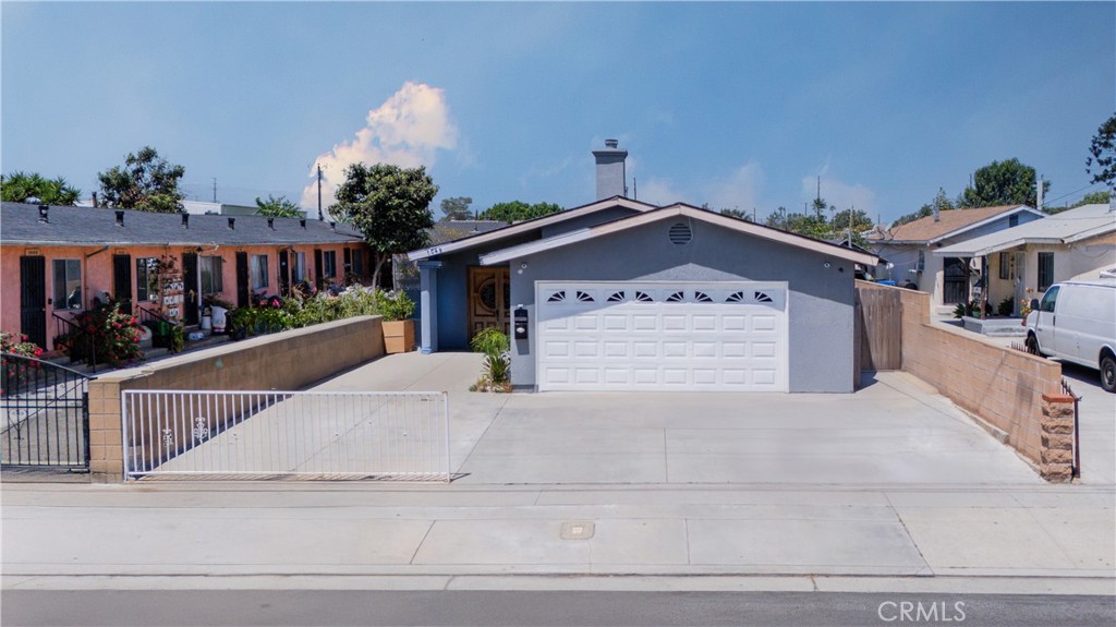 1049 Sanford Avenue